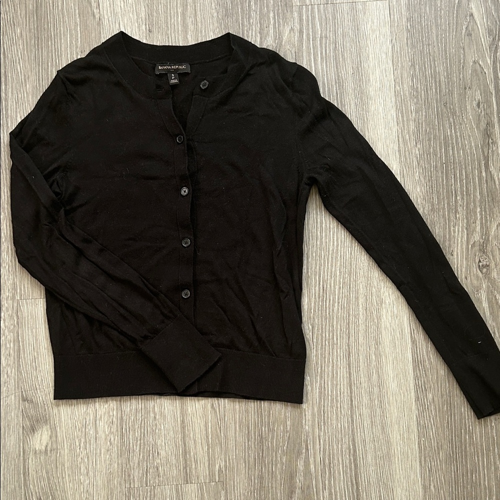 Banana Republic Women’s Light Knit Button Cardigan